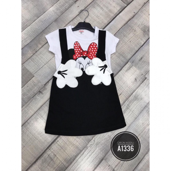 Katta xoroz bilan qopol jinsiy aloqa Rus fohishalarining porno chochqa banki