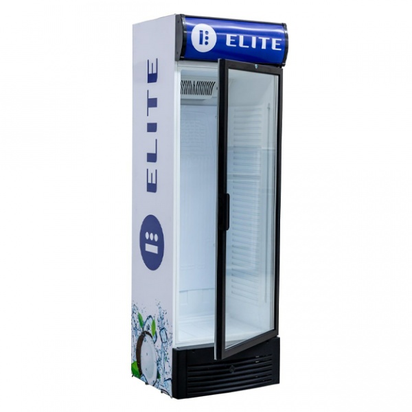 Men hammomda onlayn porno tomosha qildim