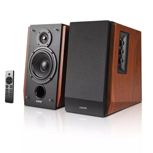 Edifier R1700BTs
