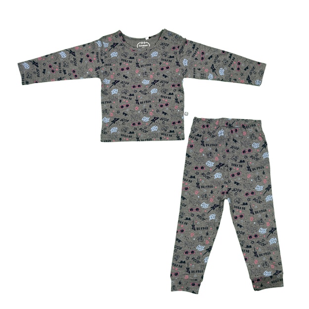 O‘g‘ilbololar uchun pijama O'zbebek OZBPJM001 110-116sm (5-6yosh)