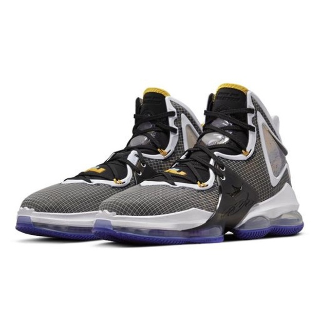Krossovkalar Nike Lebron 18 erkaklar uchun 032 40