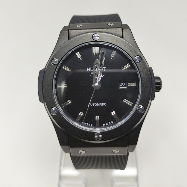 Qo‘l soati Hublot Classic Fusion Black 45 mm