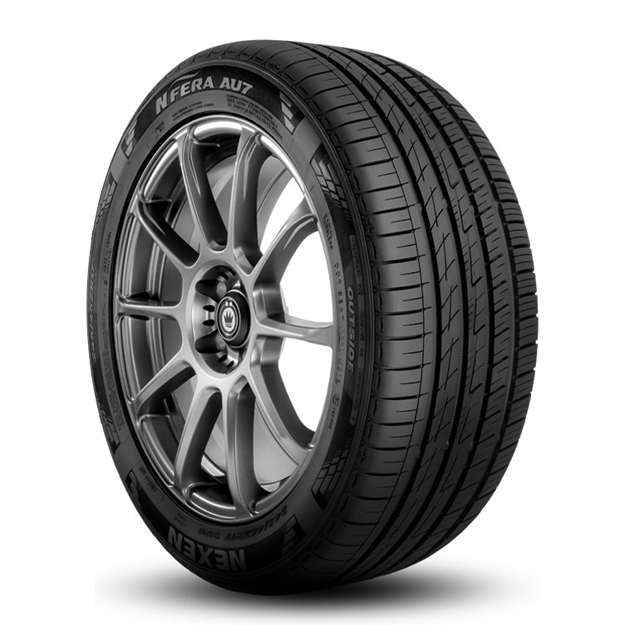 Shina Nexen NFERO AU7 215/55 R17 4dona