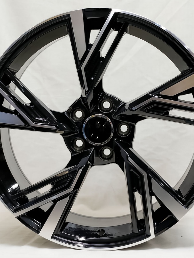 Автодиск Formulaplus R19, 95041J Black Machin, 5*112, 4шт