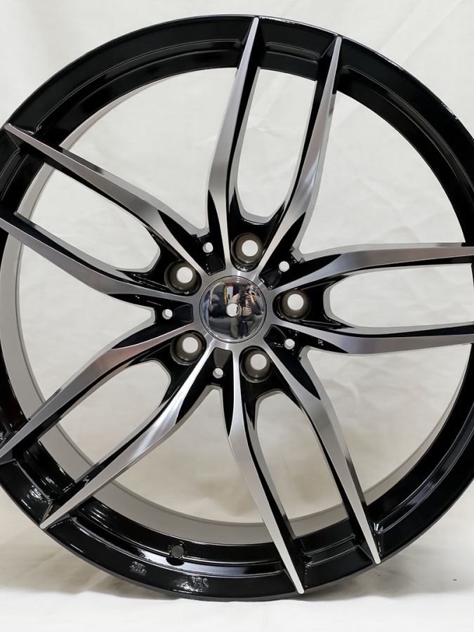 Diska Formulaplus R19, 95358J Black Machin, 5*112, 4sht