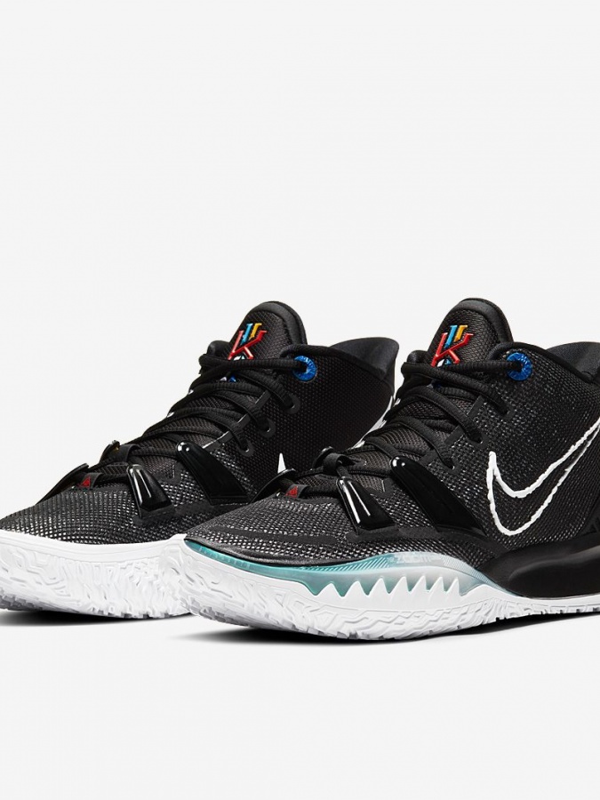 Erkaklar uchun krossovka Nike Kyrie 7 199c7 46