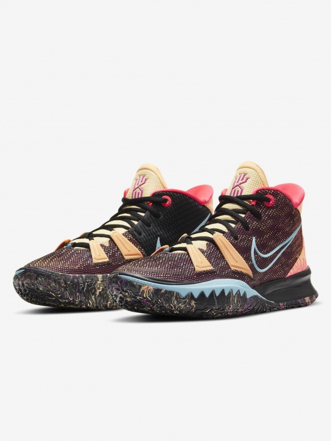 Кроссовка для мужчин от Nike Kyrie 7 612с7 41
