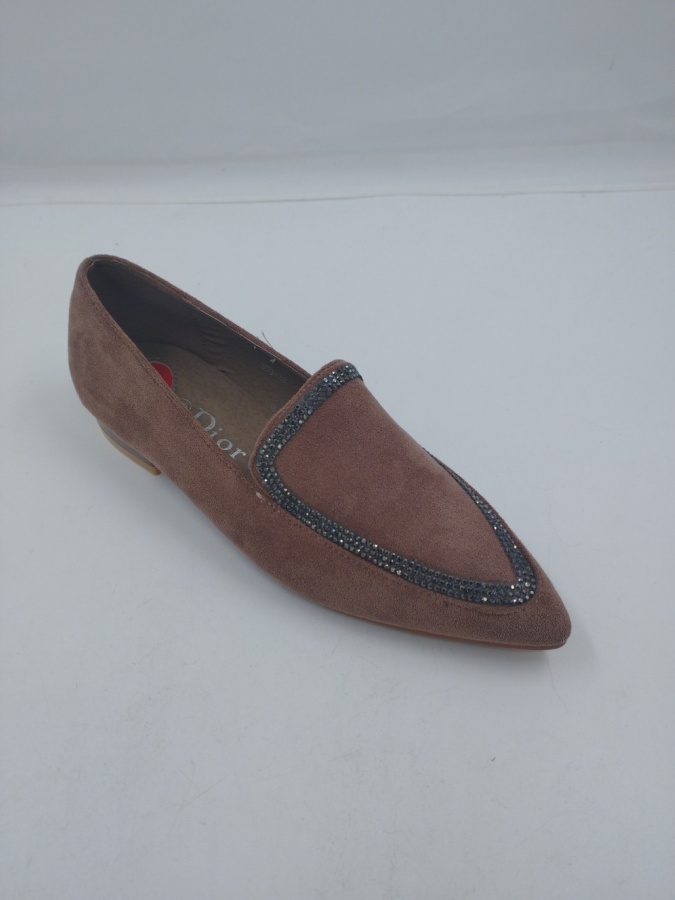 Ayollar kvartiralari 37 DIOR 113
