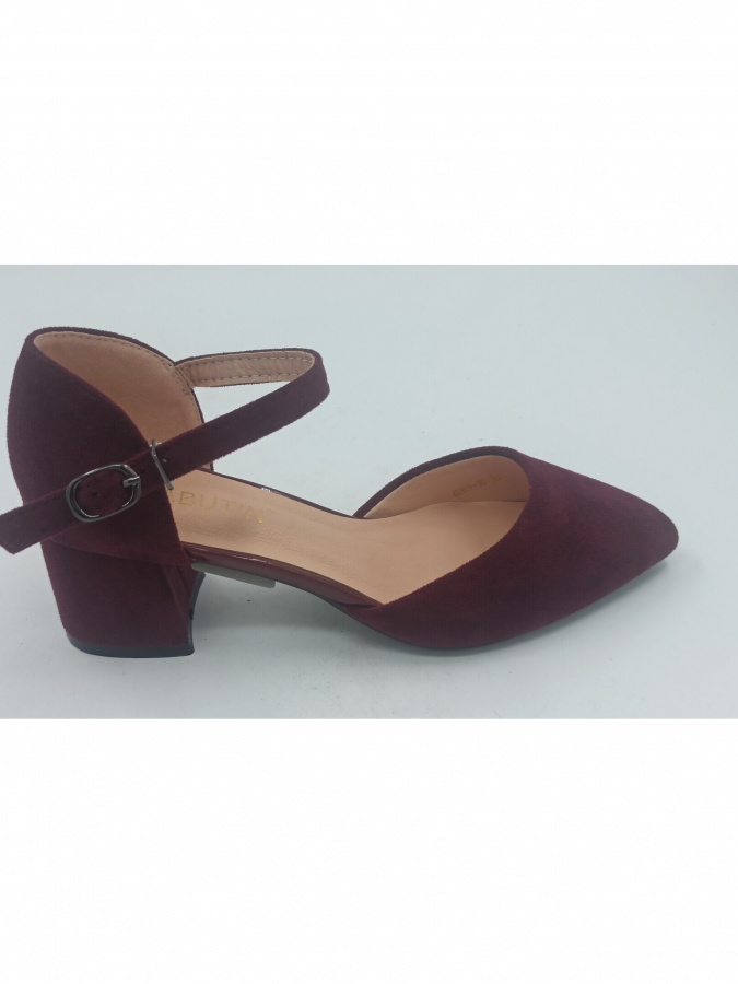 Ayollar sandallari 38 LABUTEN 118
