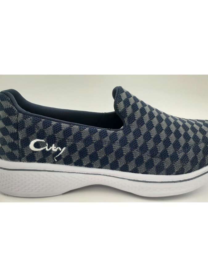 SKECHERS slip-ons 41 KROSS 320W