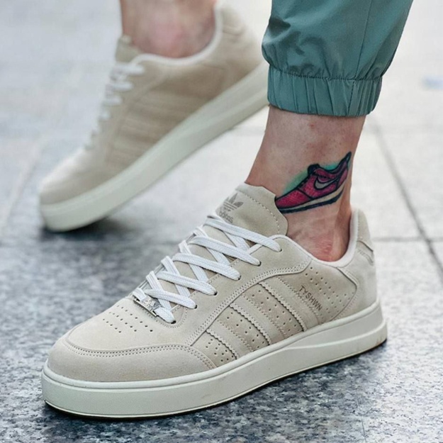 Кроссовка от Adidas АРТ-67249 41 бежевый