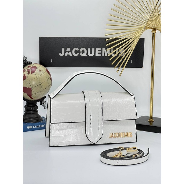 Jacquemus Le Chiquito grand sumkasi ART-01 Slonoviy kost