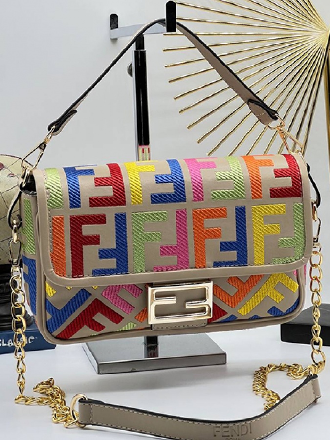 Ayollar Sumkasi/ FENDI ROMA GEANTA/ ART 695847 sarg‘ish rang
