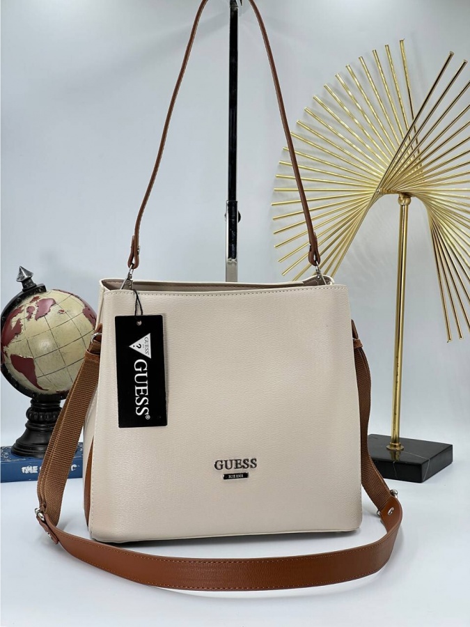 Ayollar sumkasi \ GUESS \ ART-OL48584 Qaymoq rang