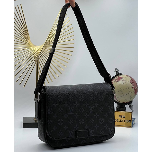Erkaklar Sumkasi Louis Vuitton ART OL 2501 Qora