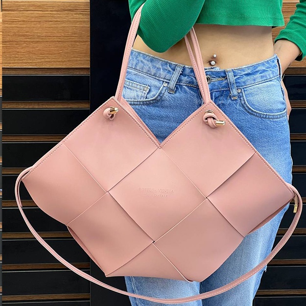 Ayollar Sumkasi Bottega Veneta ART OL2503 Och pushti