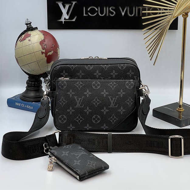 Ayollar Sumkasi Louis Vuitton ART OL2515 Chyorniy