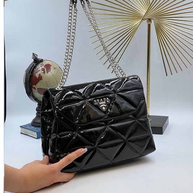Ayollar Sumkasi Prada ART OL2521 Chyorniy