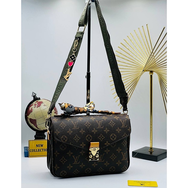 Ayollar Sumkasi Louis Vuitton ART OL2524 Chyorniy