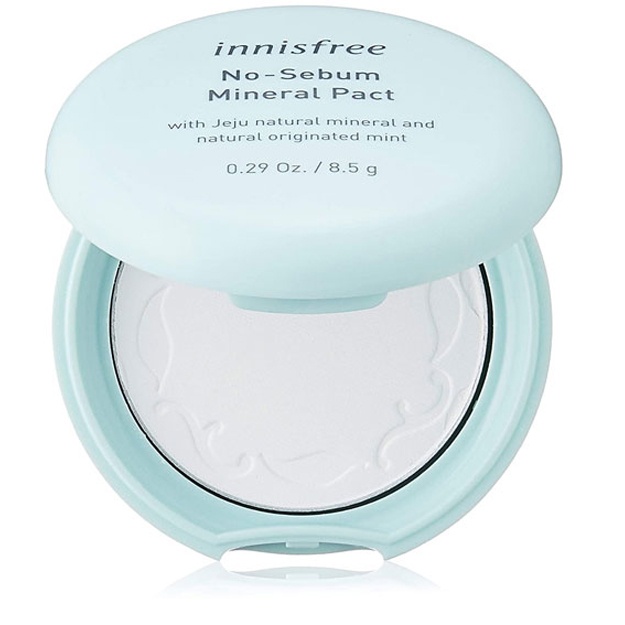 Бесцветная матирующая пудра для жирной кожи лица Innisfree No Sebum Mineral Pact, 8.5гр