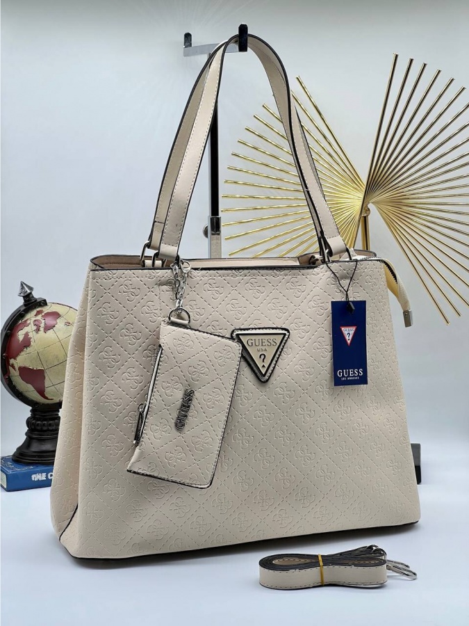 Женская Сумка Guess APT OL1059 Молочный цвет