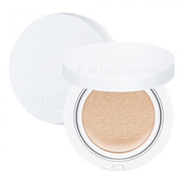 Тональная основа-кушон MIssha Magic Cushion Moist Up SPF50+/PA+++ ,15 гр
