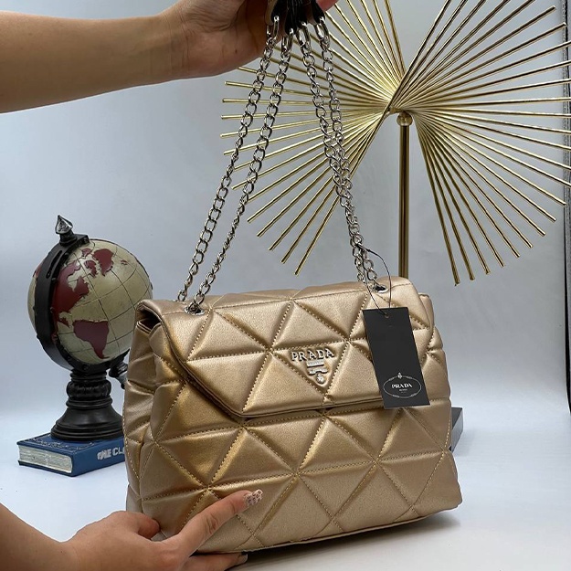 Ayollar Sumkasi Prada APT OL1201 Tilla rang