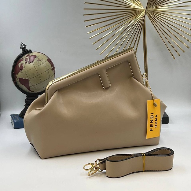 Ayollar Sumkasi Fendi APT OL2256 sarg‘ish rang
