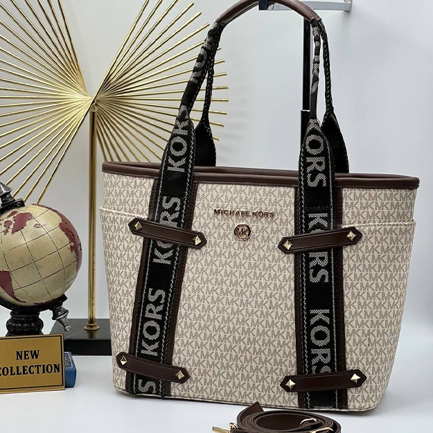 Ayollar Sumkasi Micheal Kors ART OL1054 Qaymoq rang