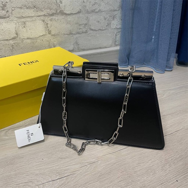 Ayollar Sumkasi Fendi (Kuti va xujjatlar) ART 2328 Qora