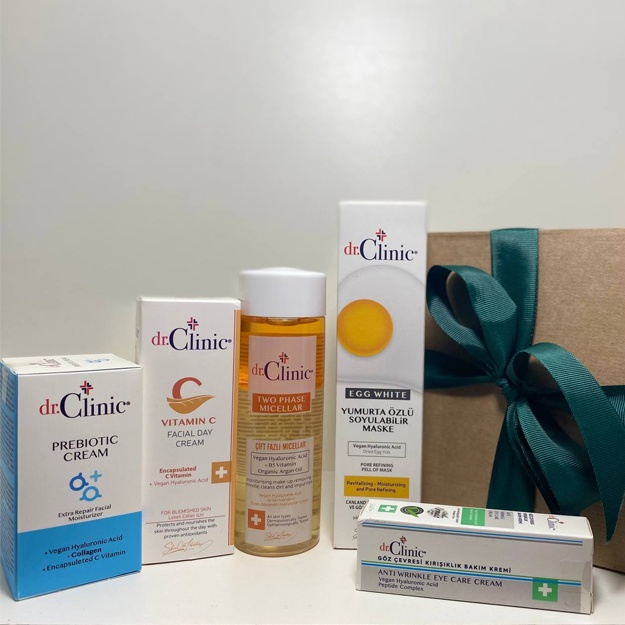 Подарочный набор по уходу за лицом Dr.Clinic 03