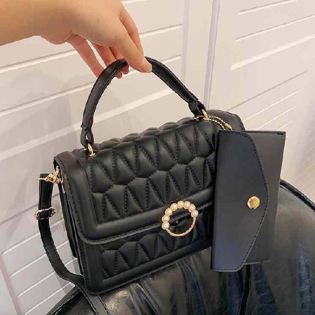 Ayollar Sumkasi Karmoni bilan ART OL 2900 Qora