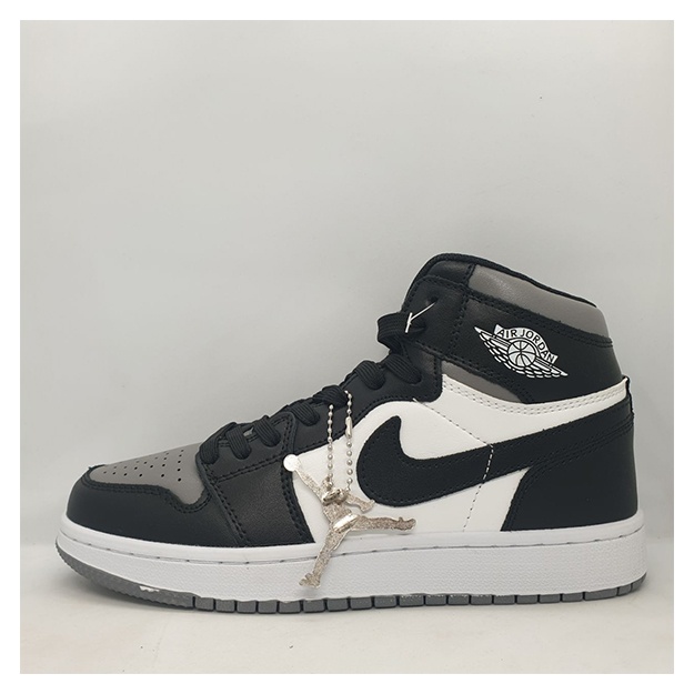 Erkaklar Krossovkasi Nike Air Jordan LUX ART 888765432 cherniy 41