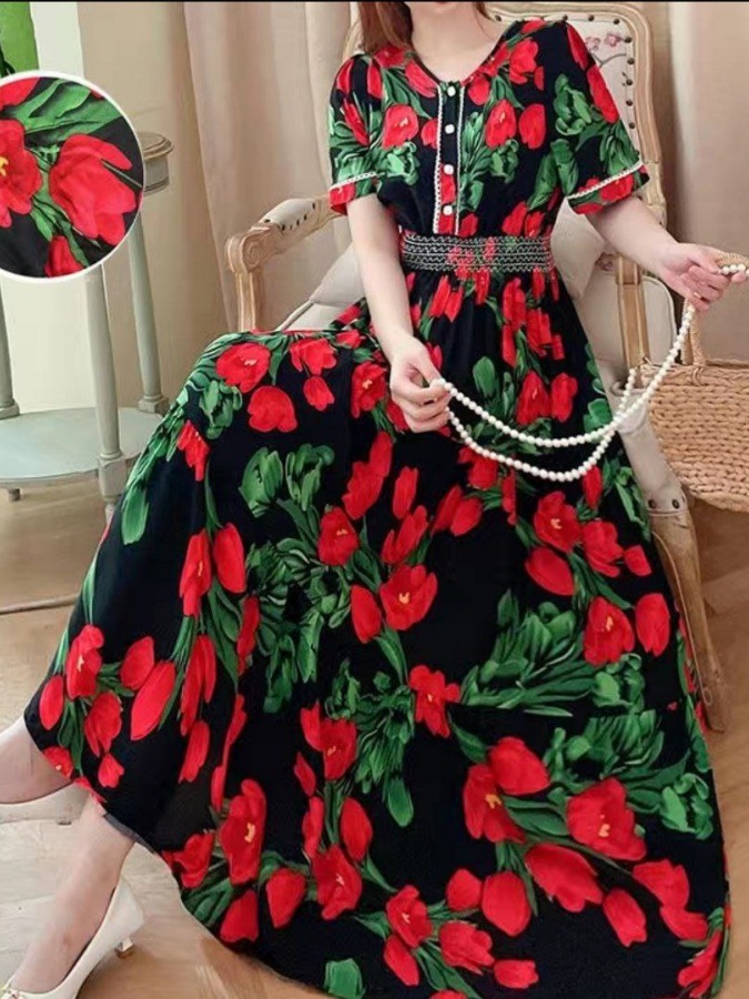 Qisqa yengli ayollar uchun yozgi libos ART 9878562 3XL qora-qizil