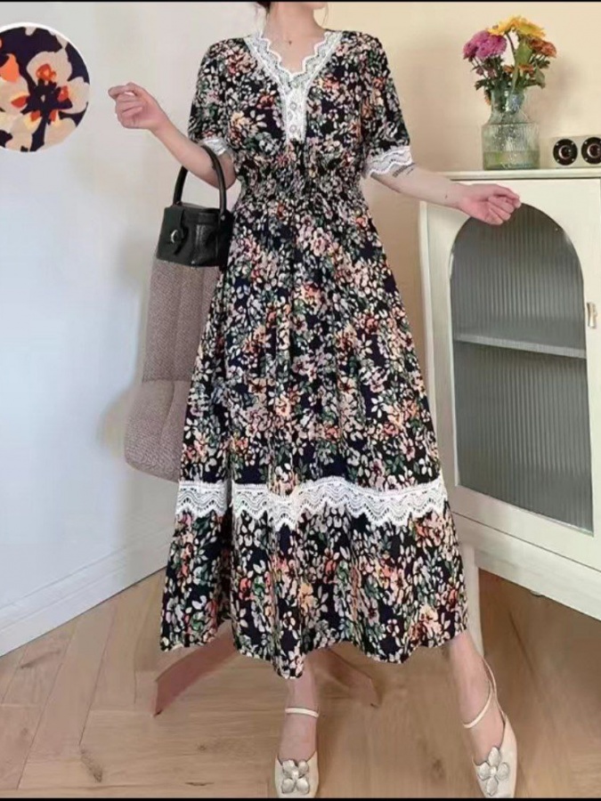 Oq to‘rli ayollar ko‘ylagi ART 8524563 qora 2XL