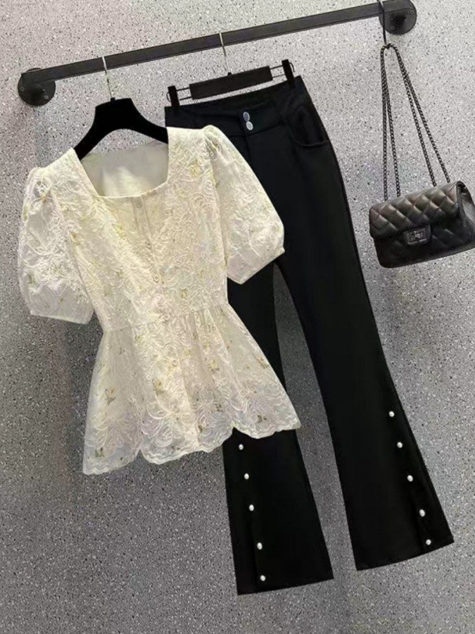 Gipyur ko‘ftasi bilan ikki qismli ayollar kostyumi ART 652415 2XL