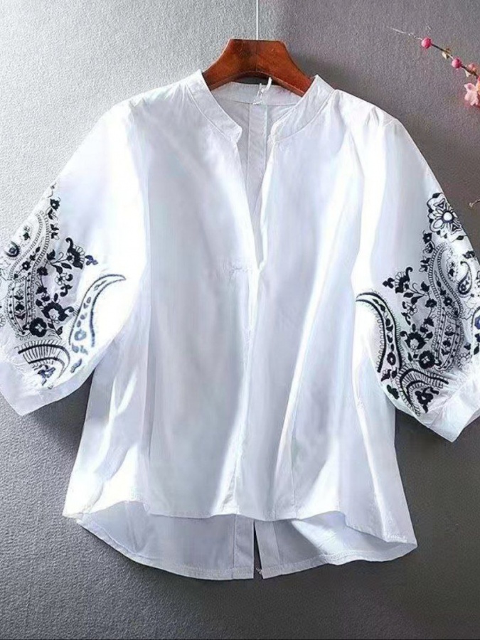 Englari keng bo‘lgan oq ayollar ko‘ftasi ART 6924152 qora 3XL
