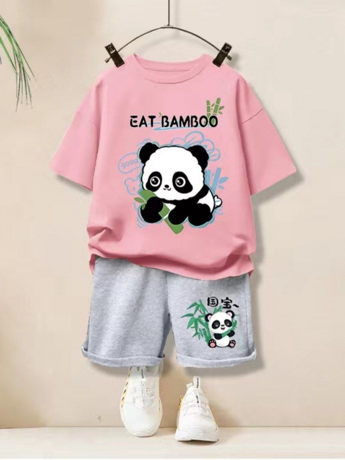 O‘g‘il bolalar uchun kostyumlar Panda surati bilan ART 5986515 Pushti 140 sm bolaning bo'yi