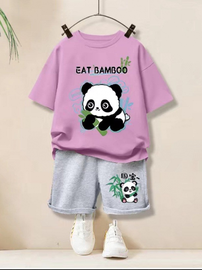 O‘g‘il bolalar uchun kostyumlar Panda surati bilan ART 98654321 Pushti 130 sm bolaning bo'yi