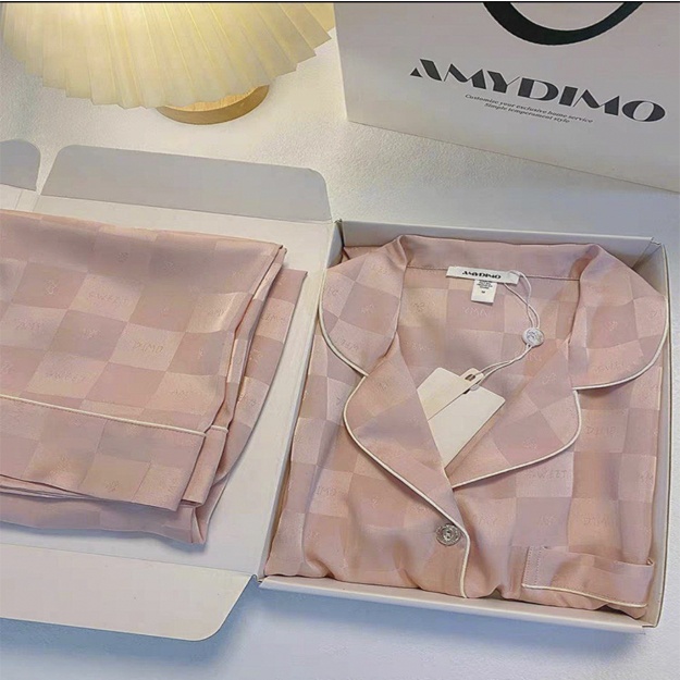 Ayollar uchun ipak shoyili pijama ART 52152 XL Och pushti