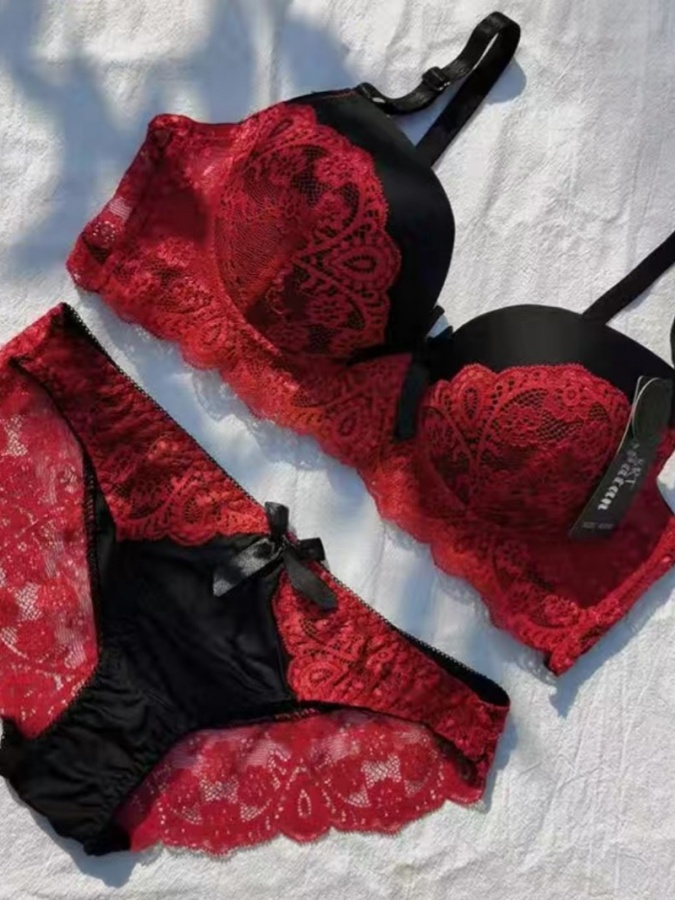 Комплект нижнего белья АРТ 72237 Красный 80C=36C