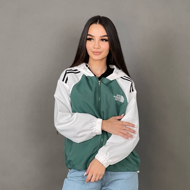 Ayollar uchun kuzgi ustki kiyim ART 8881 "temno-zeleniy"