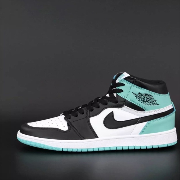 Мужские Кроссовки Nike Air Jordan 1 (А копия) ART 1236 36 ментоловый