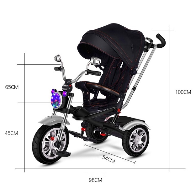 Yosh ayol kochada emmoqda