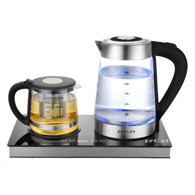 Yigit qizning bokiraligini oladi (porno)