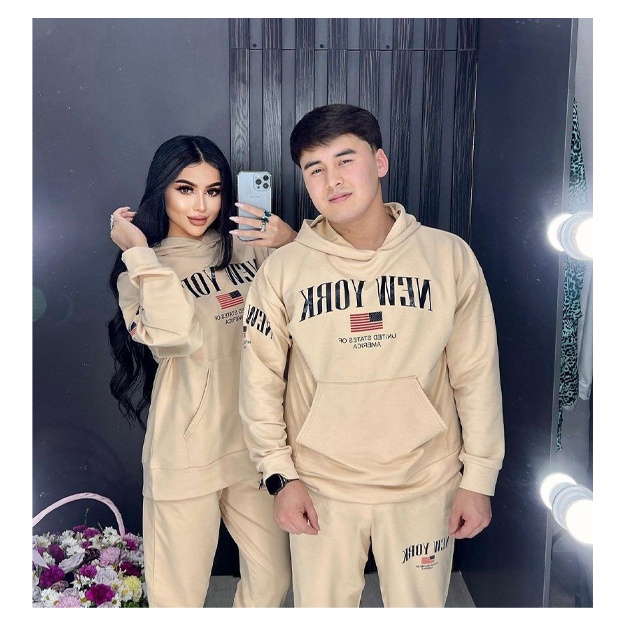 Izohlar bilan birinchi anal jinsiy aloqa