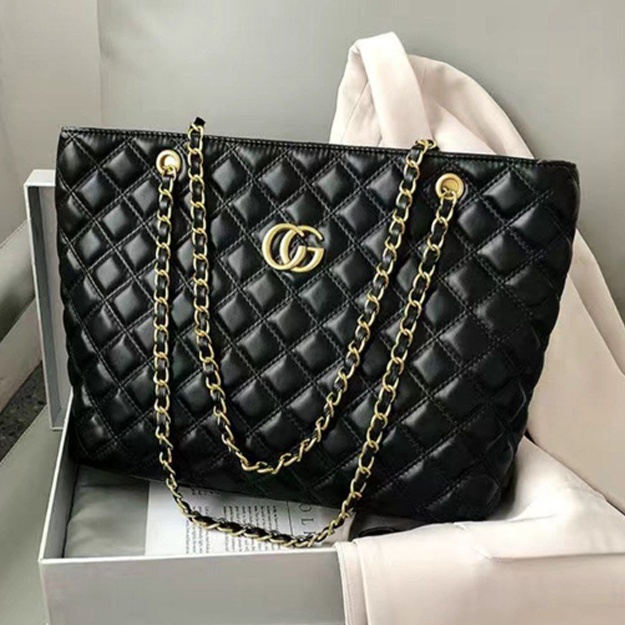 Sveta Bukina qanday sikildi