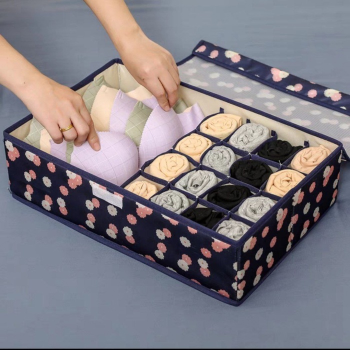 Ayollar dushida yashirin kamera