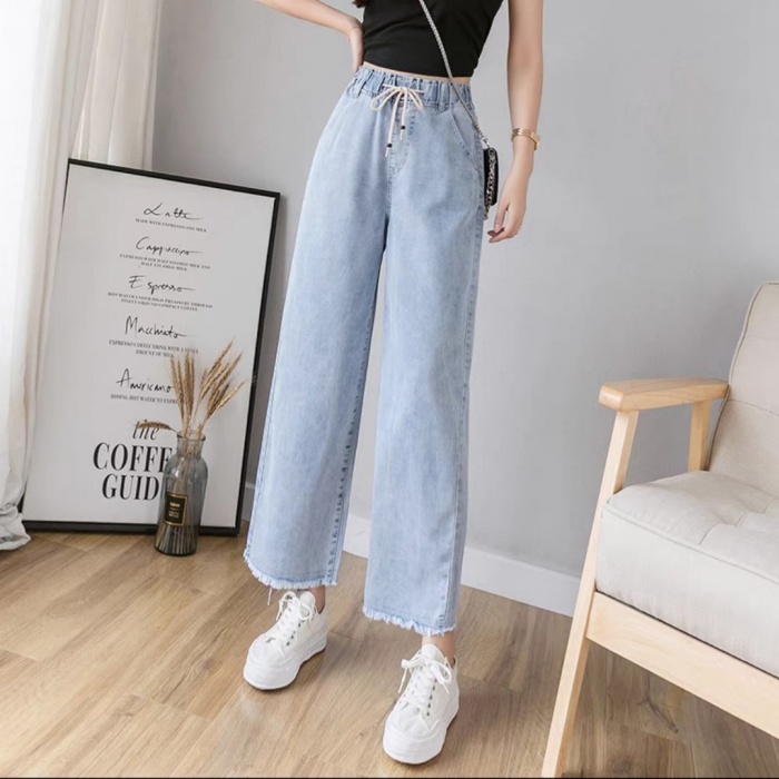 Xojayinning etiklarini yalang