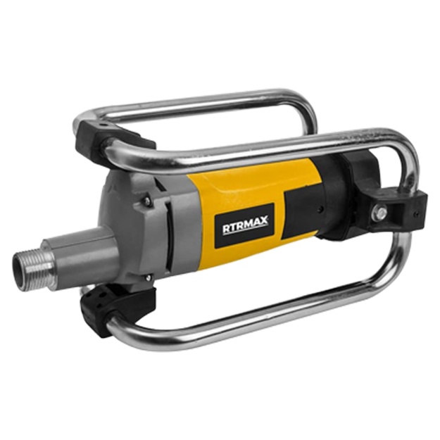 Qizlar uyda ogziga sichqonchani olishadi